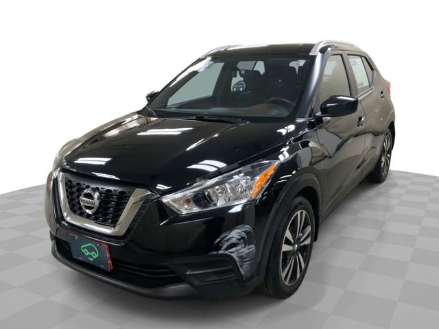 Used 2019 Nissan Kicks SV image 1