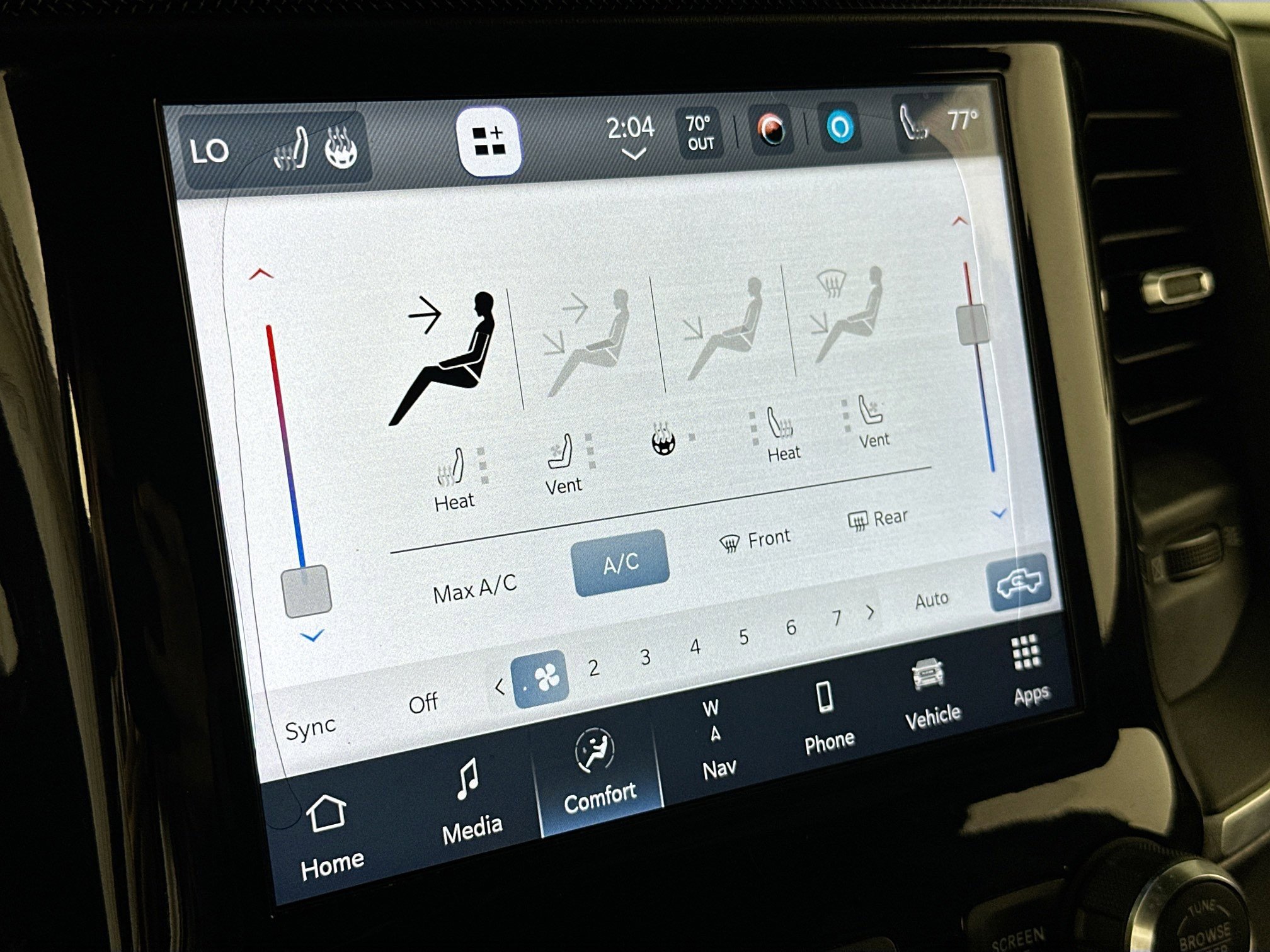 Used 2022 RAM 1500 Laramie RWD image 16