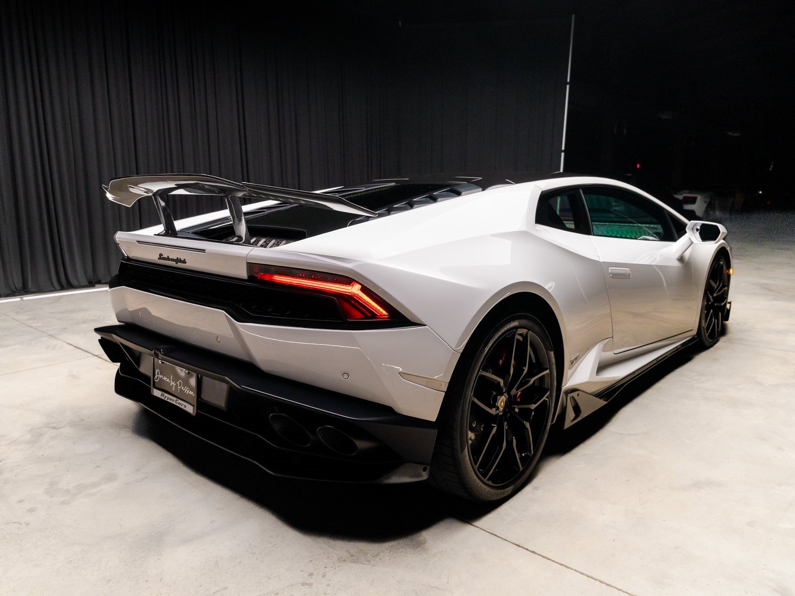 Used 2015 Lamborghini Huracan LP 610-4 image 16