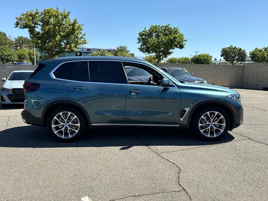 Used 2026 BMW X5 xDrive50e w/ Climate Comfort Package AWD/4WD image 7