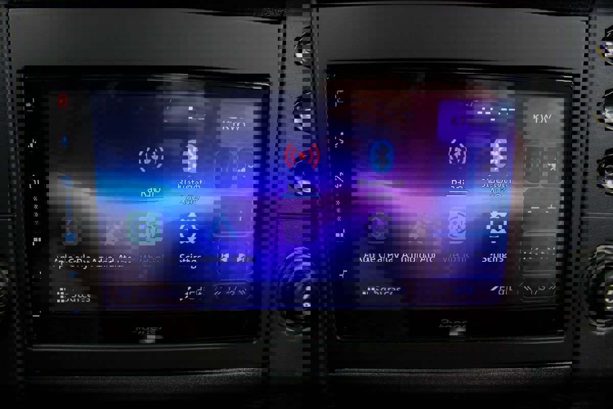 Used 2000 Porsche 911 Cabriolet image 27