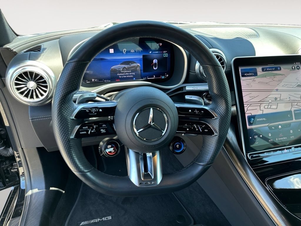 Used 2022 Mercedes-Benz SL 63 AMG 4MATIC w/ Driver Assistance Package image 21