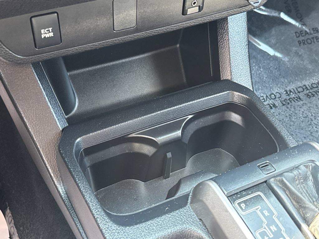 Used 2018 Toyota Tacoma SR5 AWD/4WD image 26