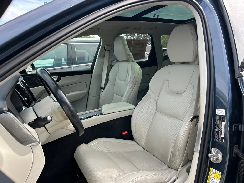 Used 2023 Volvo XC60 B5 Ultimate w/ Climate Package AWD/4WD image 20