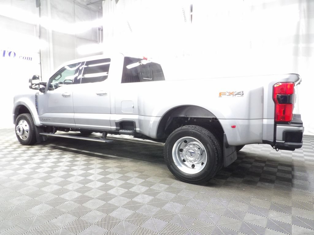 Used 2023 Ford F450 Platinum w/ FX4 Off-Road Package AWD/4WD image 7