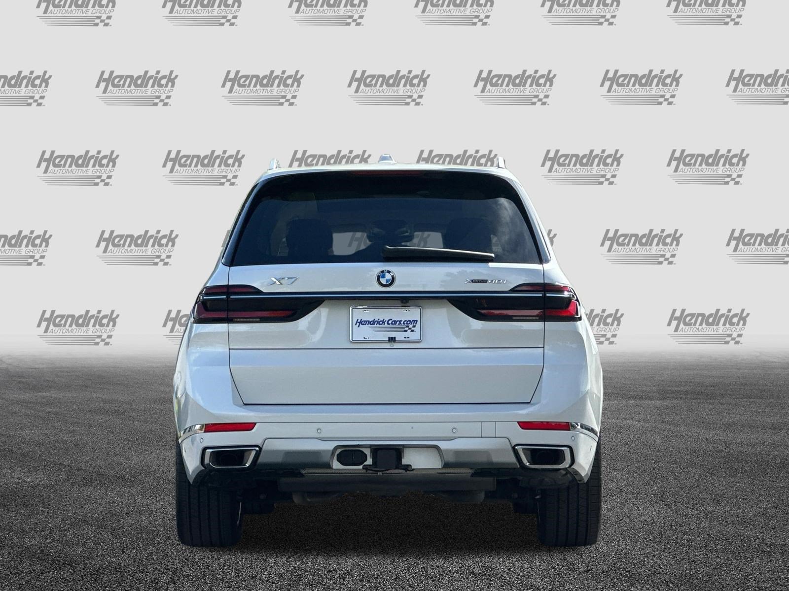 Used 2024 BMW X7 xDrive40i AWD/4WD image 6