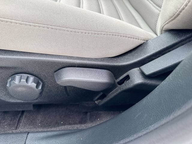 Used 2018 Ford Fusion S FWD image 12
