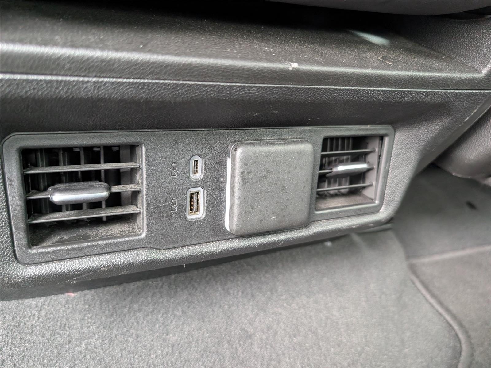 Used 2025 GMC Sierra 1500 SLT RWD image 15