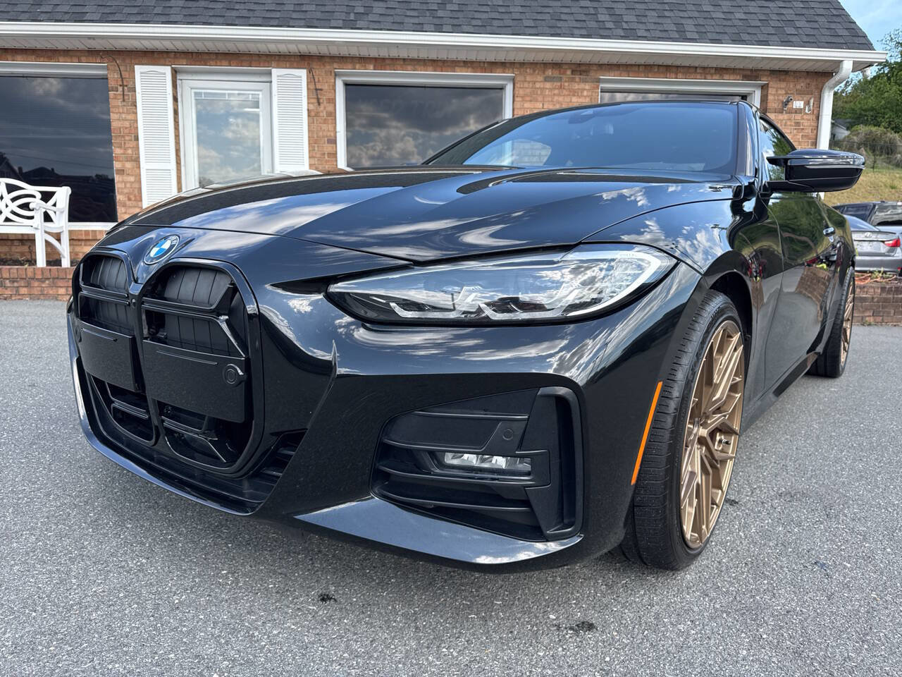 Used 2021 BMW 430i xDrive Coupe w/ M Sport Package AWD/4WD image 4
