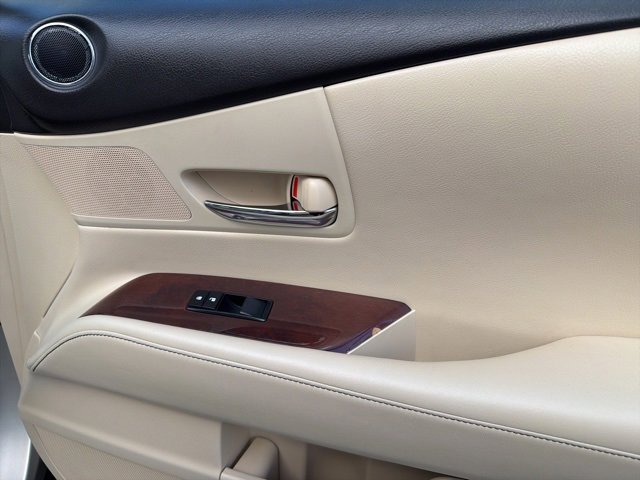 Used 2013 Lexus RX 450h AWD image 23