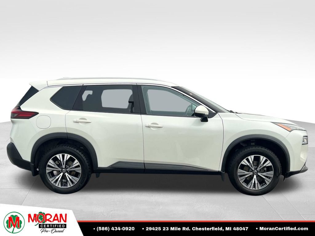 Used 2021 Nissan Rogue SV AWD/4WD image 6