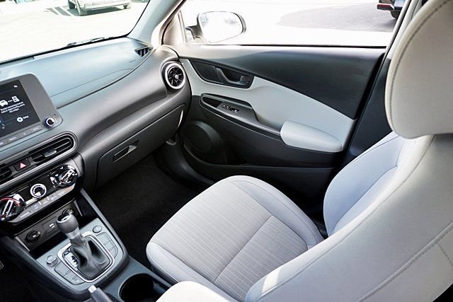 Certified 2023 Hyundai Kona SEL image 21