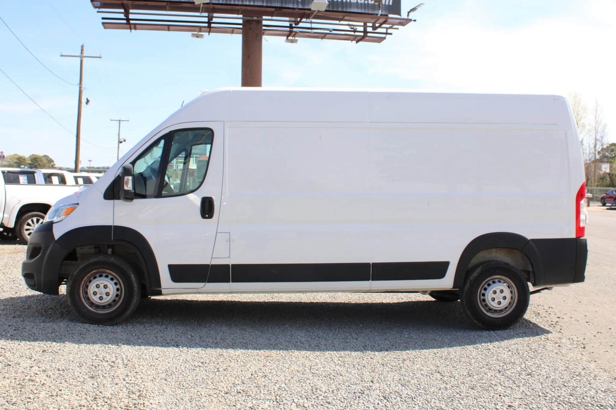 Used 2023 RAM ProMaster 2500 image 2