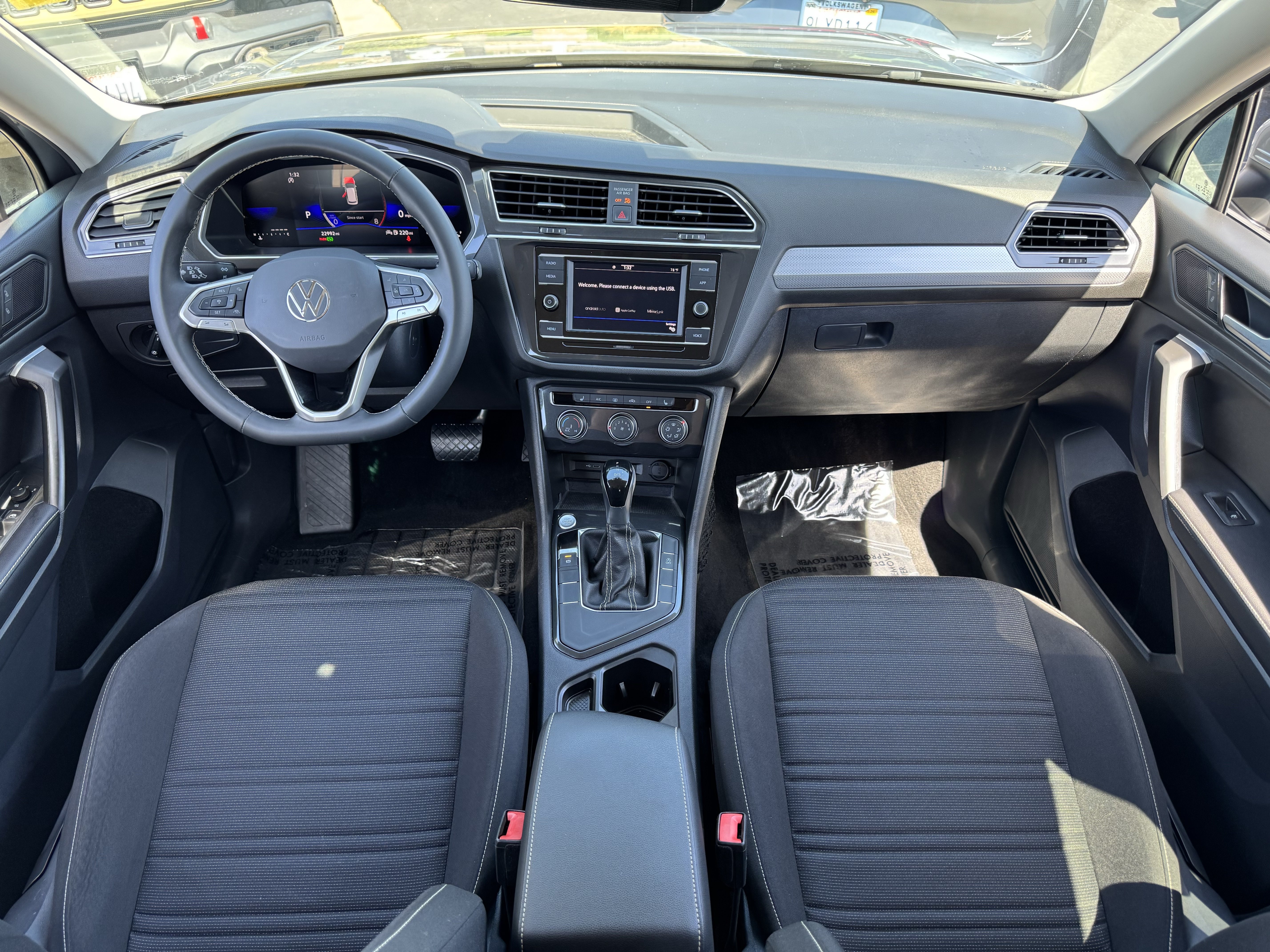 Used 2024 Volkswagen Tiguan S FWD image 29