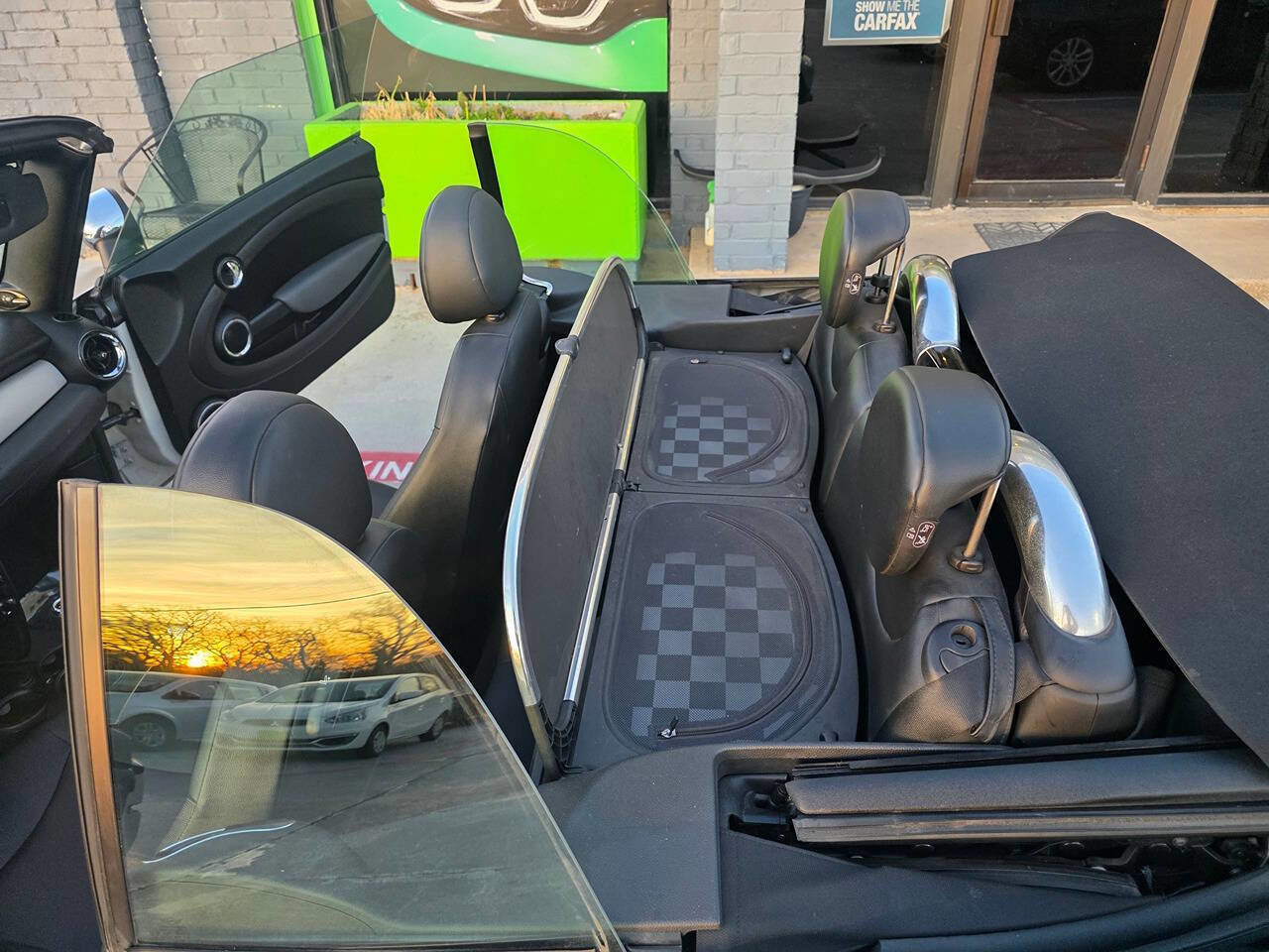 Used 2011 MINI Cooper Convertible w/ Premium Pkg image 22