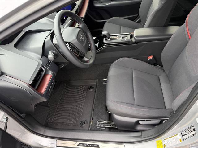 Certified 2025 Toyota Prius Plug-In Hybrid FWD image 13