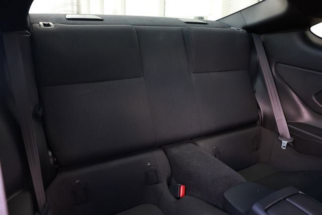 Used 2023 Toyota GR86 RWD image 17