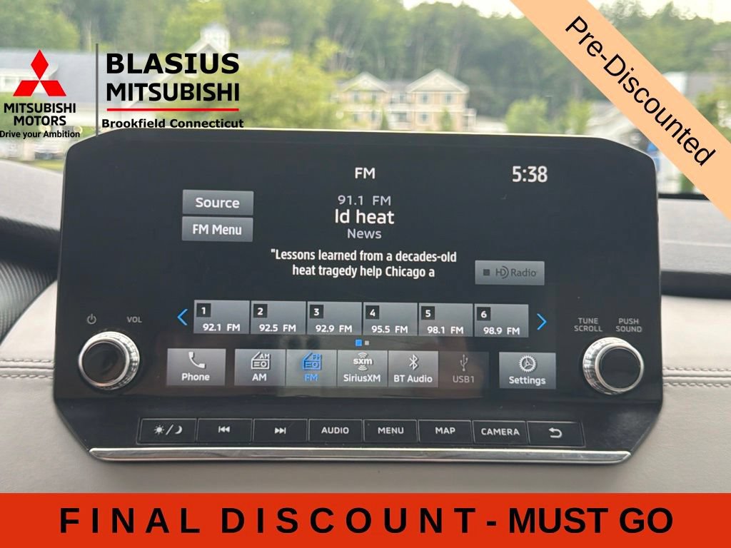 Used 2023 Mitsubishi Outlander SEL AWD/4WD image 33