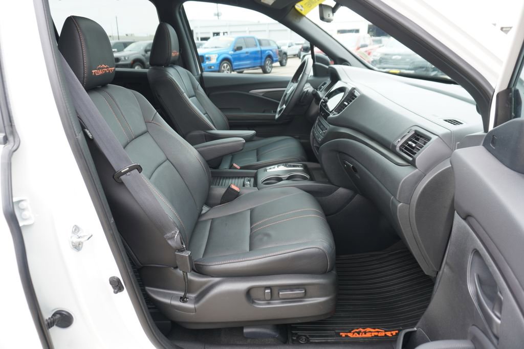 Used 2023 Honda Passport TrailSport image 26