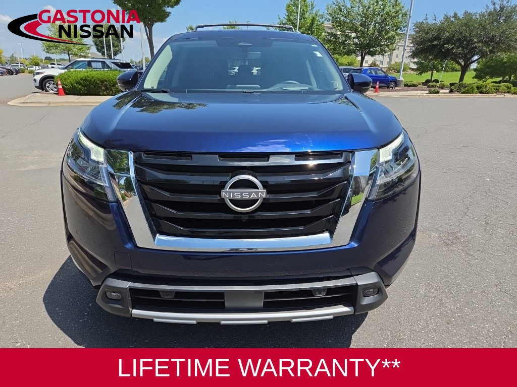 Certified 2024 Nissan Pathfinder Platinum w/ Cargo Package FWD image 2