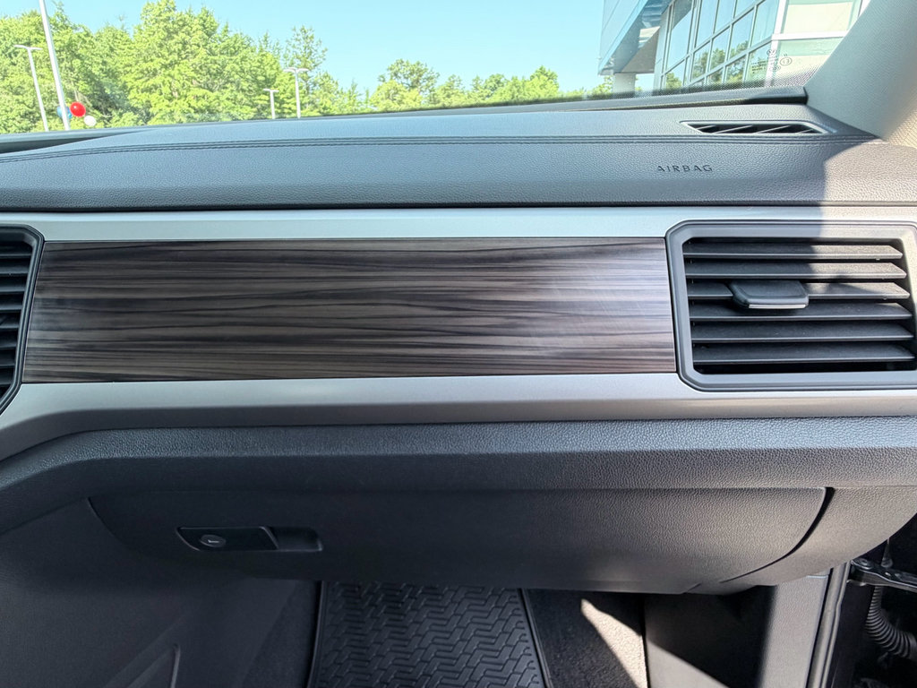 Used 2021 Volkswagen Atlas SE FWD image 21