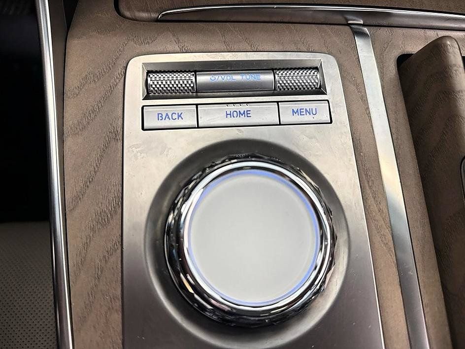 Used 2024 Genesis GV80 3.5T Advanced AWD/4WD image 13