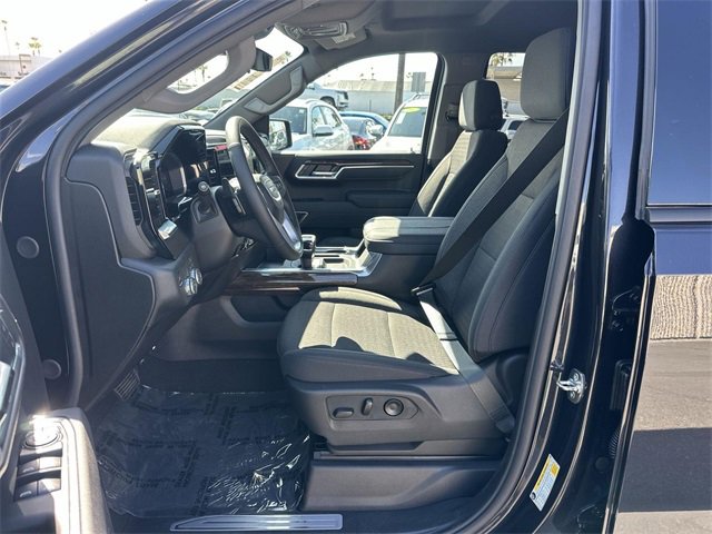 New 2026 GMC Sierra 1500 Elevation w/ LPO, Elevation Black Package image 21
