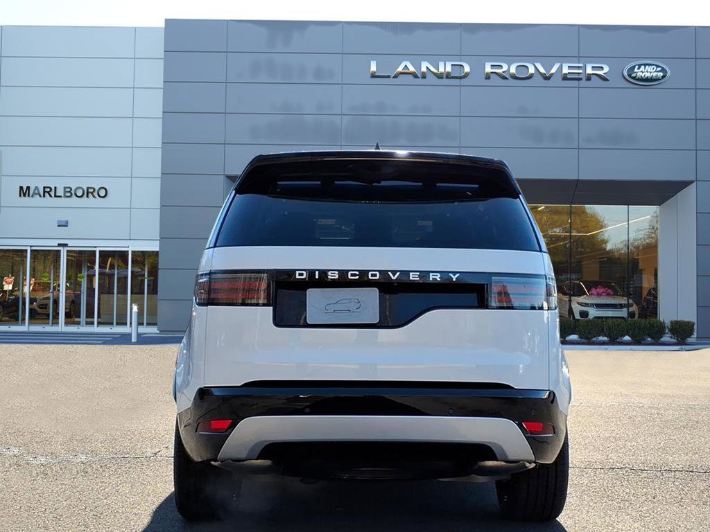 New 2026 Land Rover Discovery Limited Edition AWD/4WD image 7