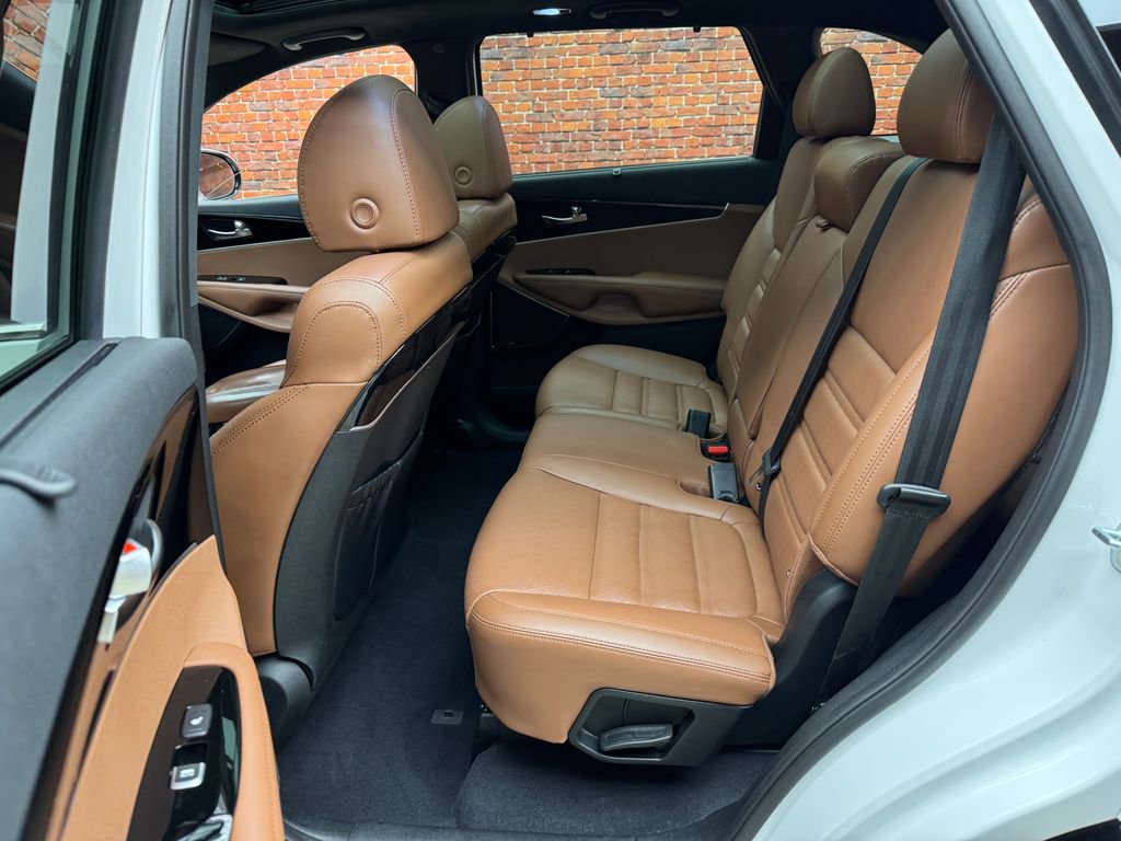 Used 2019 Kia Sorento SX AWD/4WD image 23