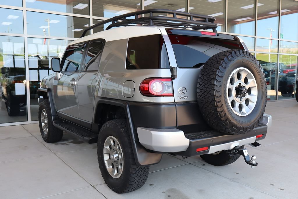 Used 2012 Toyota FJ Cruiser 4WD w/ Upgrade Pkg image 6