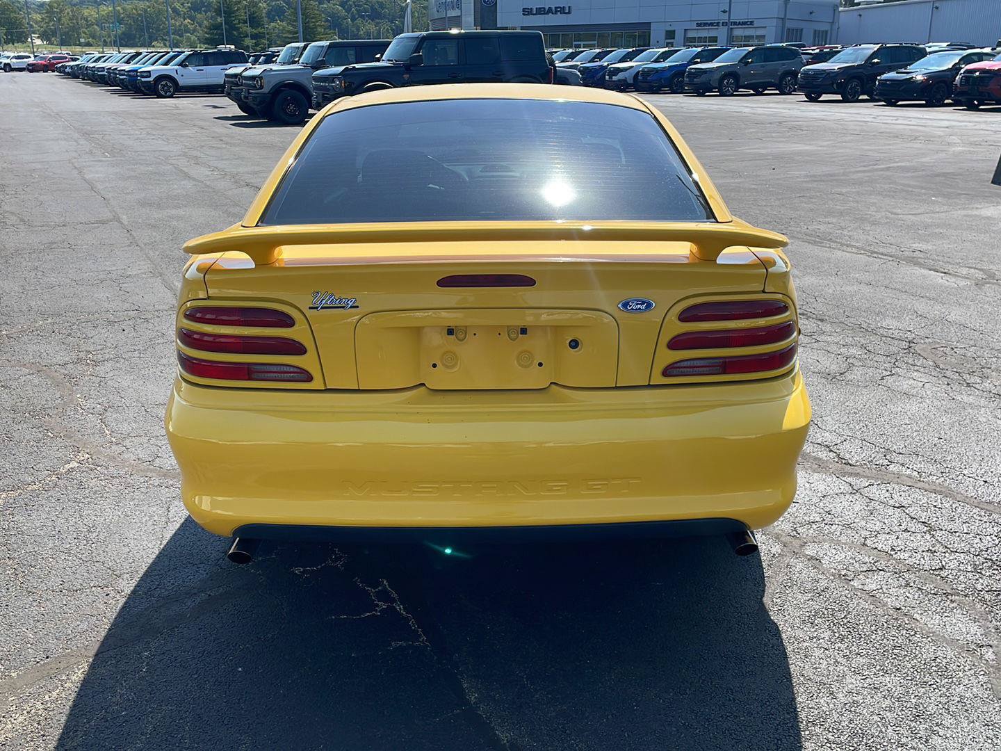 Used 1995 Ford Mustang Coupe RWD image 4