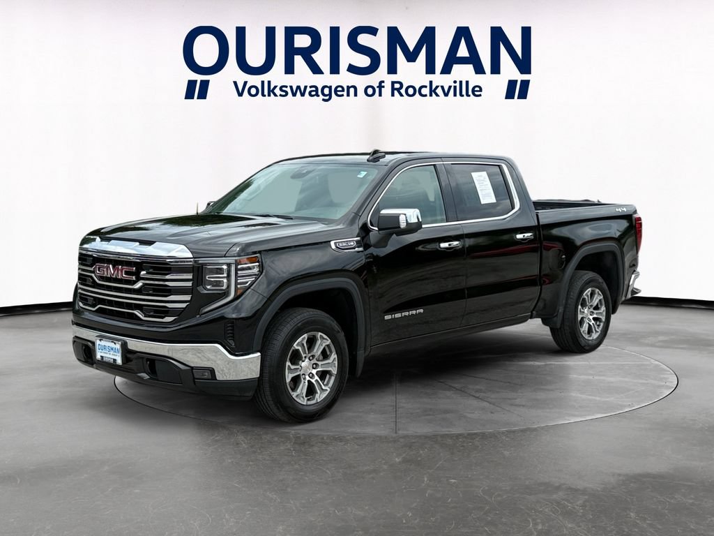 Used 2024 GMC Sierra 1500 SLT AWD/4WD image 2