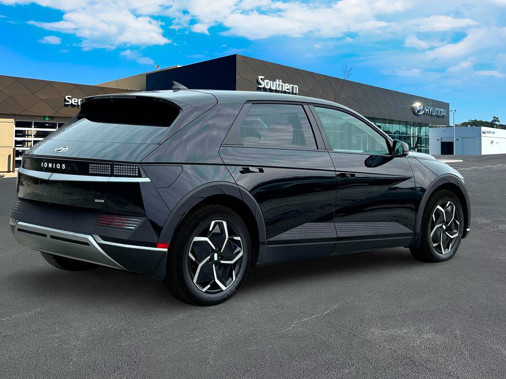 New 2024 Hyundai Ioniq 5 SEL image 9