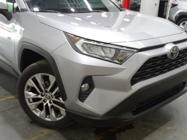 Used 2021 Toyota RAV4 XLE Premium image 39