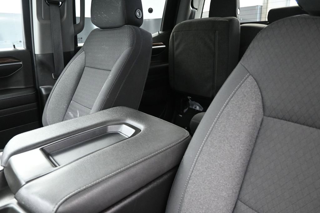 Used 2023 Chevrolet Silverado 1500 LT AWD/4WD image 14