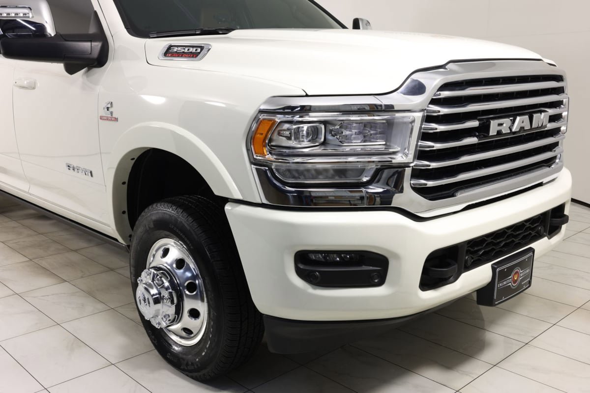 Used 2024 RAM 3500 Limited w/ Towing Technology Group AWD/4WD image 38