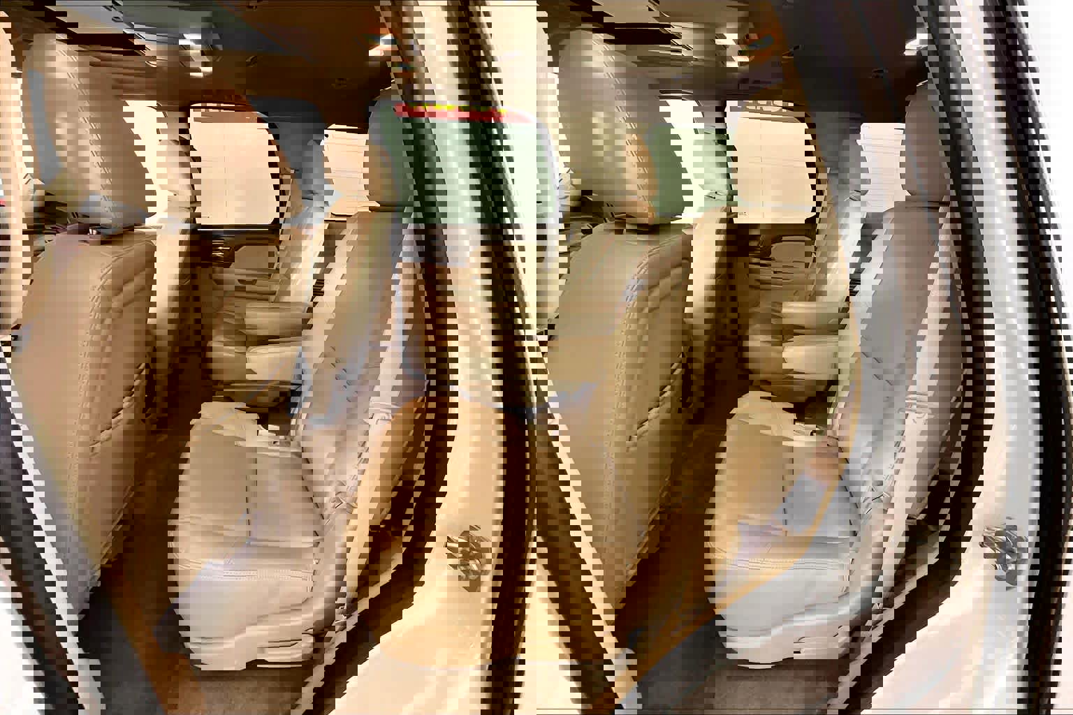 Used 2013 Chevrolet Tahoe LTZ image 18