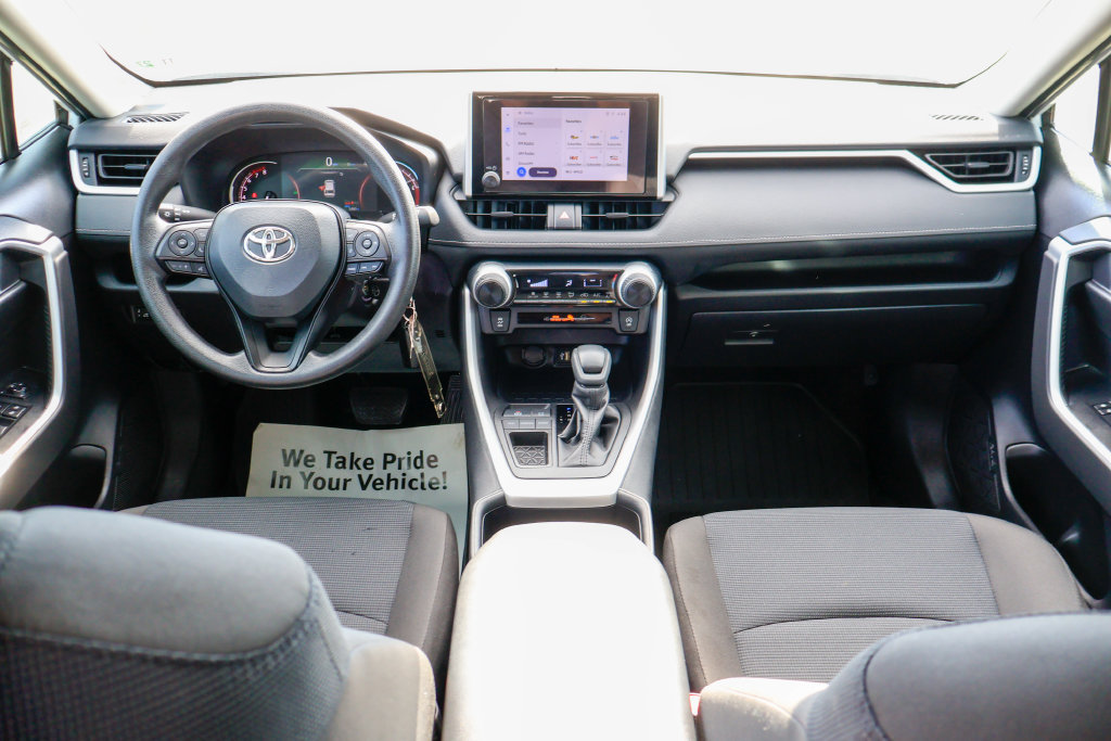 Used 2025 Toyota RAV4 LE FWD image 8