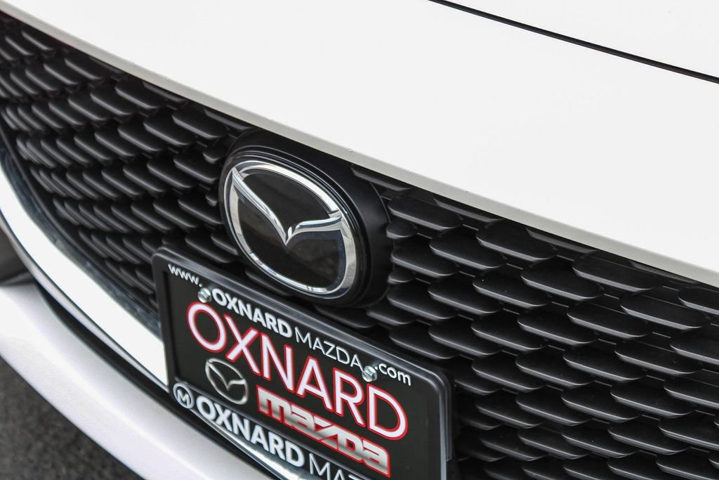Used 2020 MAZDA MAZDA3 Sedan FWD image 9