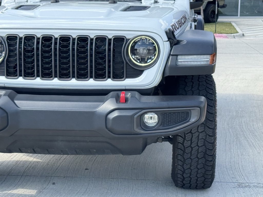 Used 2024 Jeep Wrangler Unlimited Rubicon AWD/4WD image 8