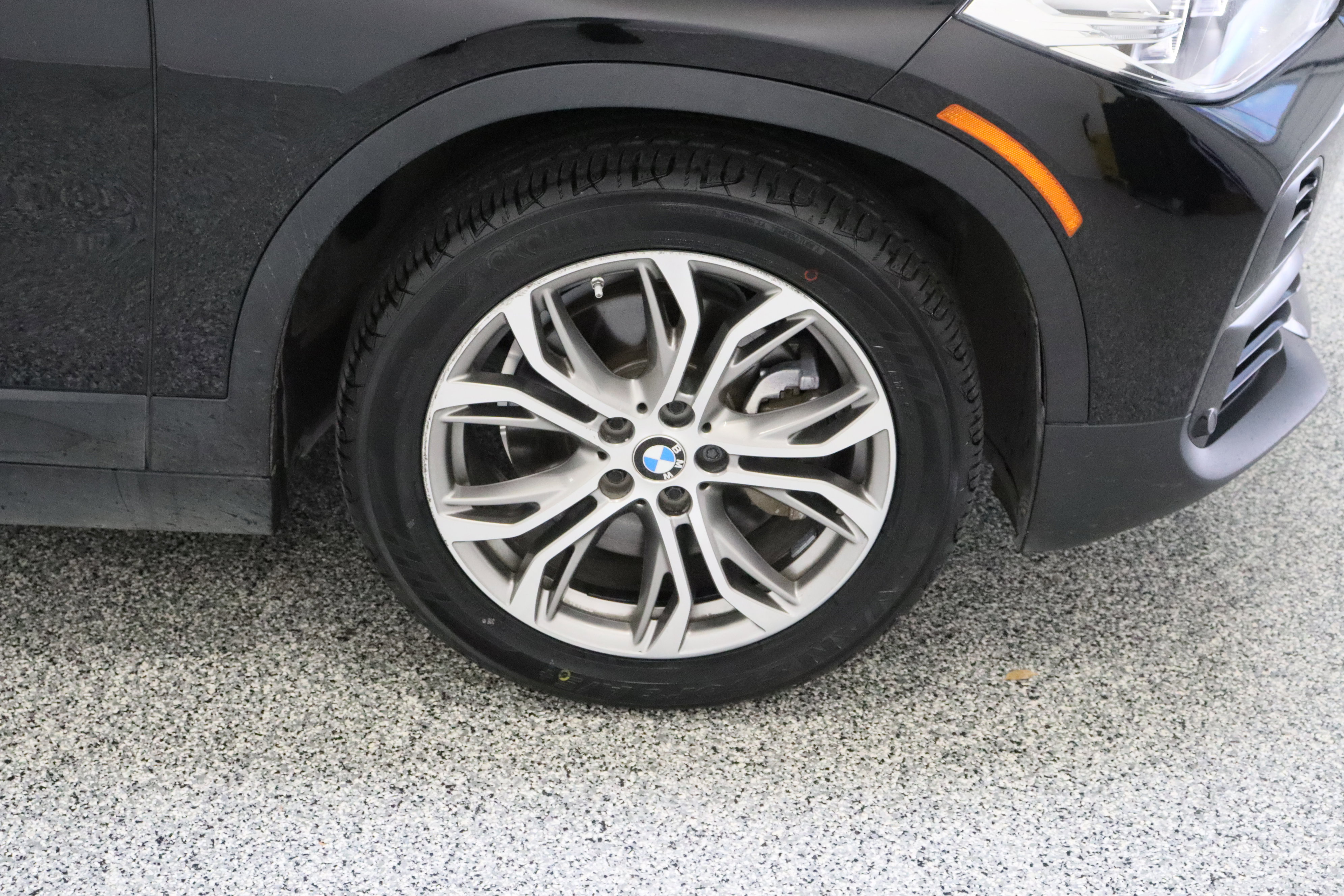 Used 2022 BMW X2 xDrive28i w/ Convenience Package AWD/4WD image 5