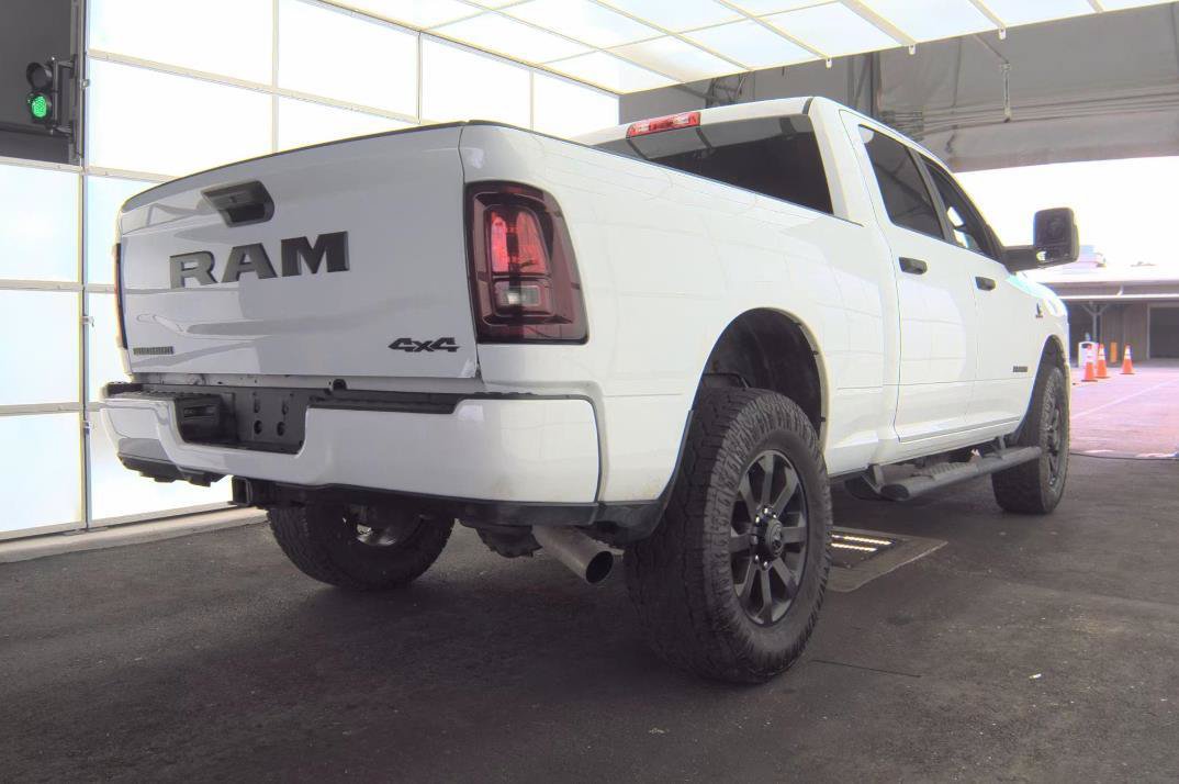 Used 2025 RAM 2500 Big Horn AWD/4WD image 2