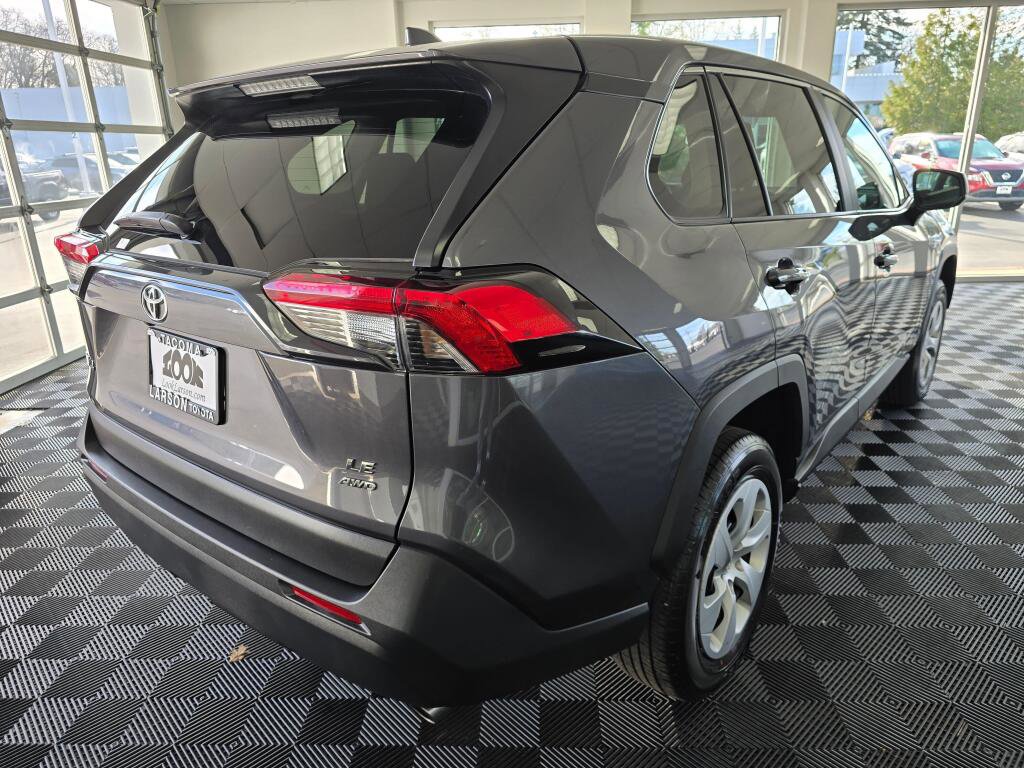 Used 2025 Toyota RAV4 LE image 3