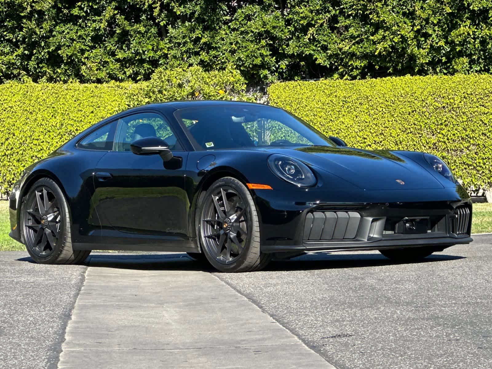 New 2026 Porsche 911 Carrera 4 GTS AWD/4WD image 9