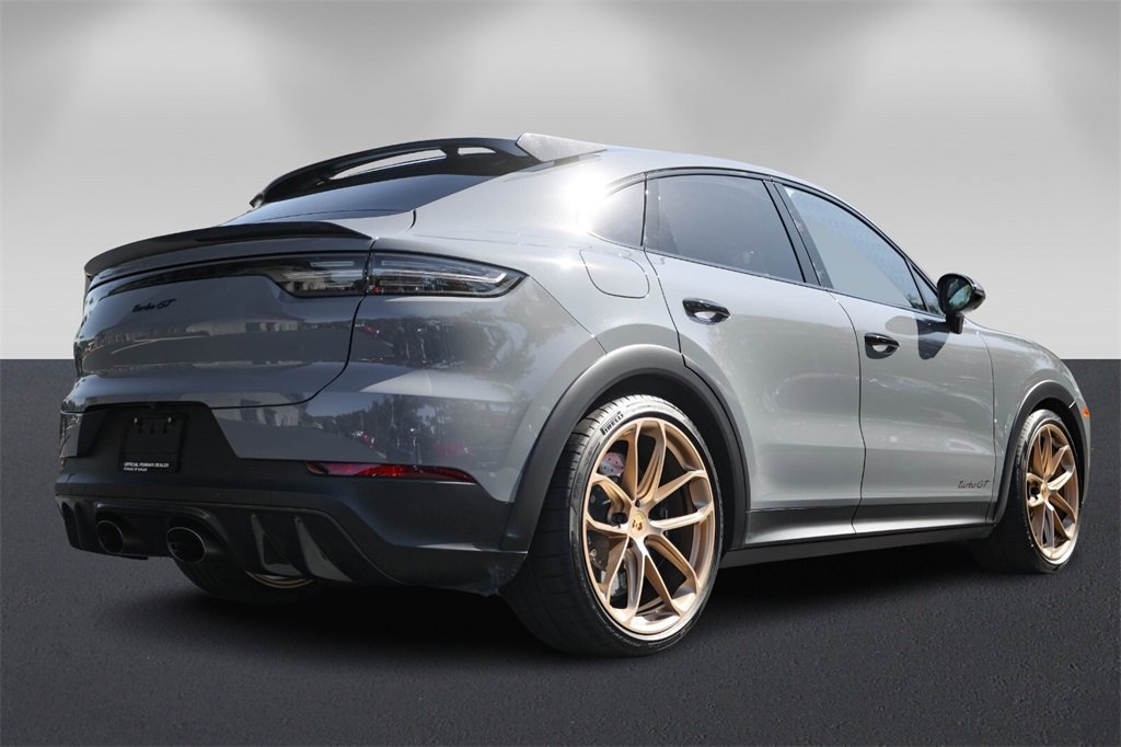 Used 2023 Porsche Cayenne Turbo GT image 3
