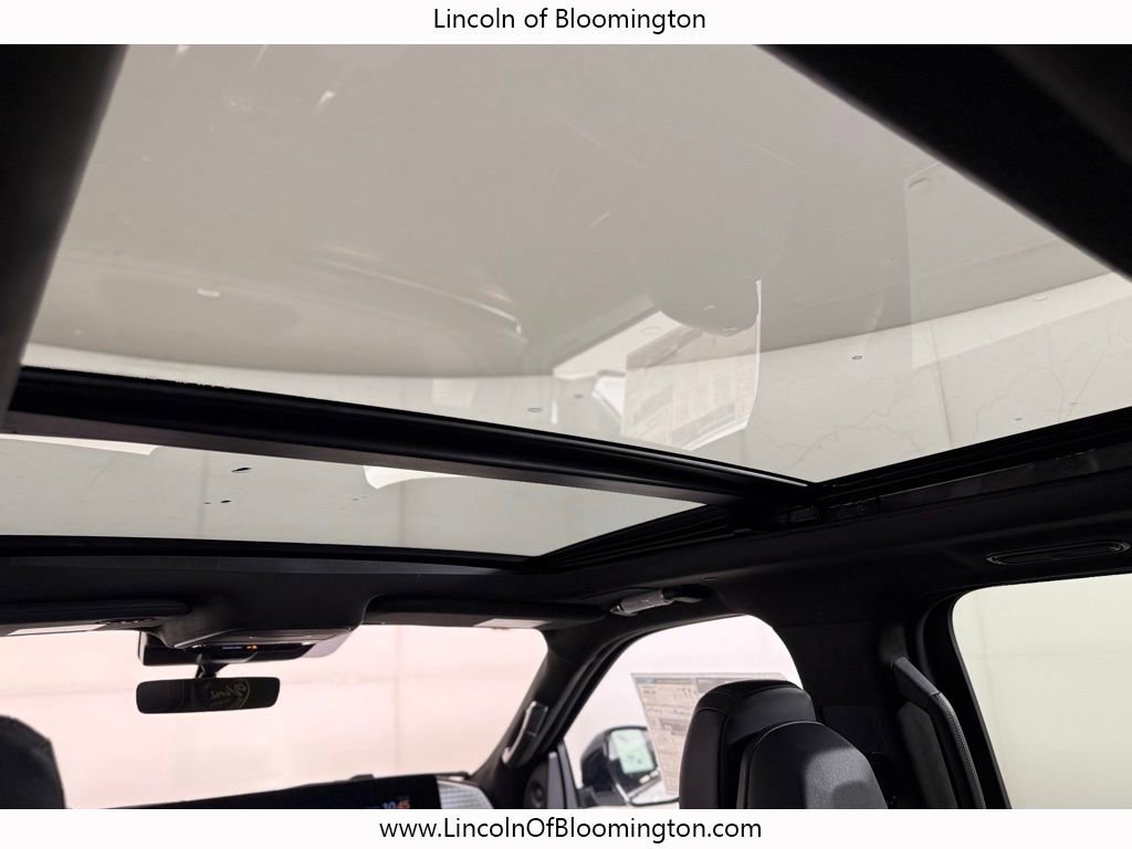 New 2025 Lincoln Navigator L Black Label image 68