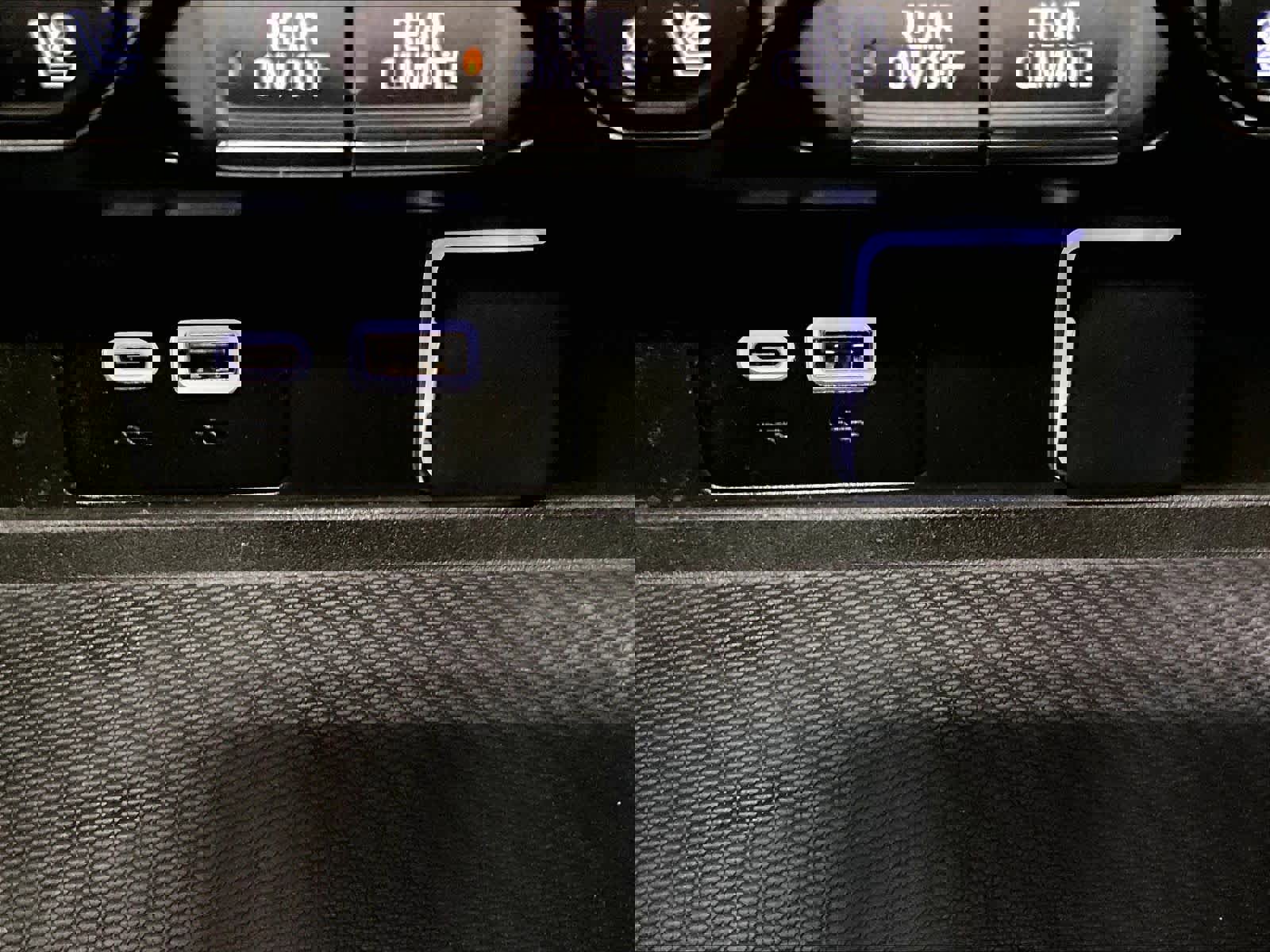 Used 2023 Chevrolet Tahoe High Country w/ Premium Package 2 image 27