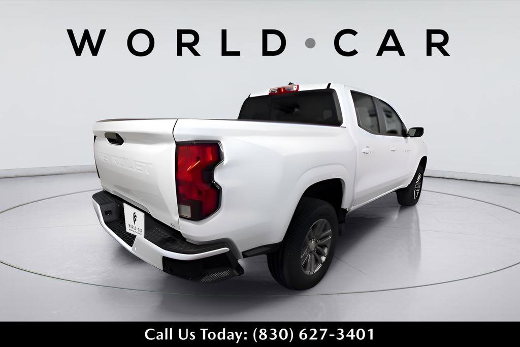 Used 2024 Chevrolet Colorado LT w/ LT Convenience Package image 9