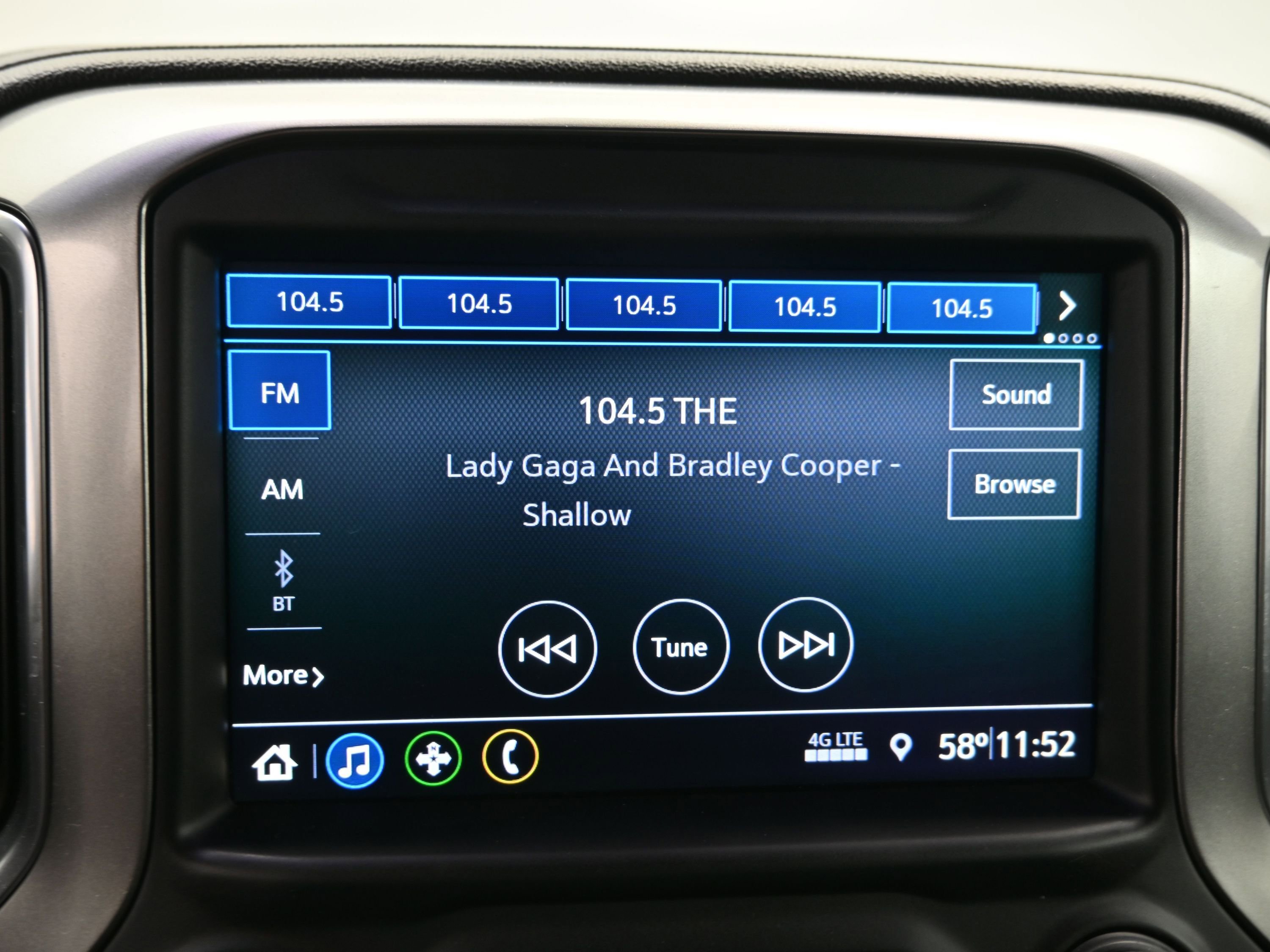 Used 2019 Chevrolet Silverado 1500 LT w/ All-Star Edition image 17