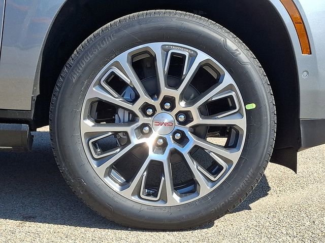 New 2026 GMC Yukon Denali w/ Sun & Power Step Package image 9